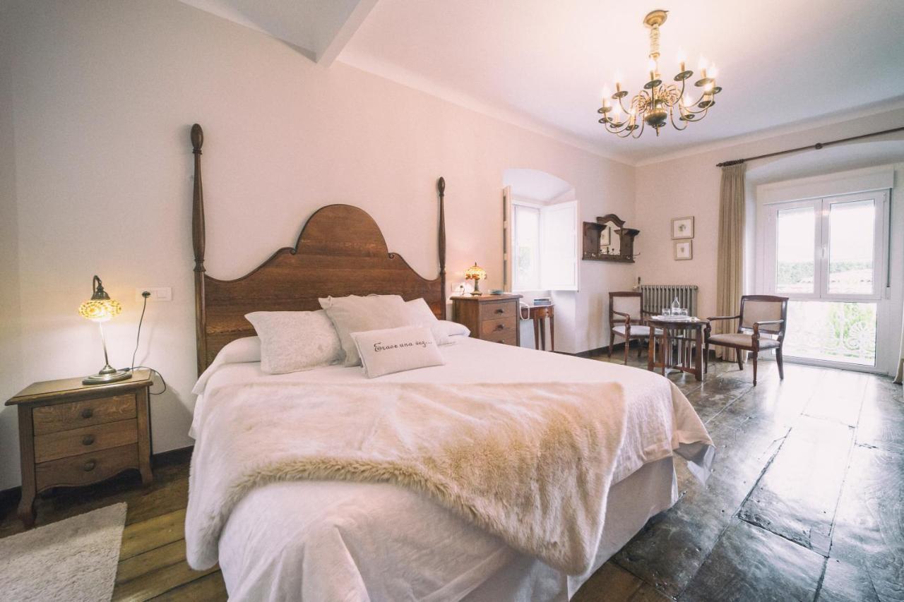 La Casona De Amandi Hotel Villaviciosa  Eksteriør billede