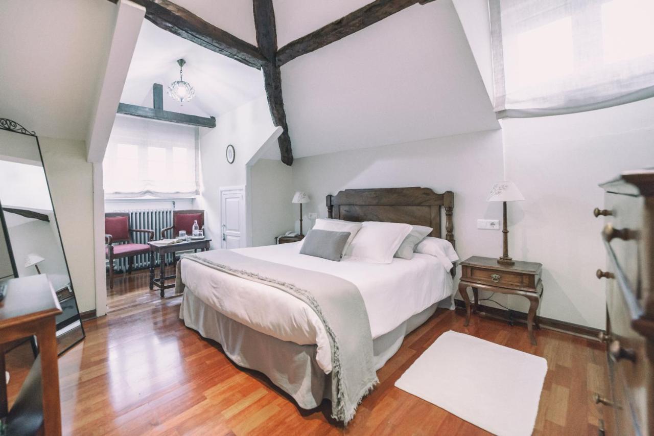 La Casona De Amandi Hotel Villaviciosa  Eksteriør billede