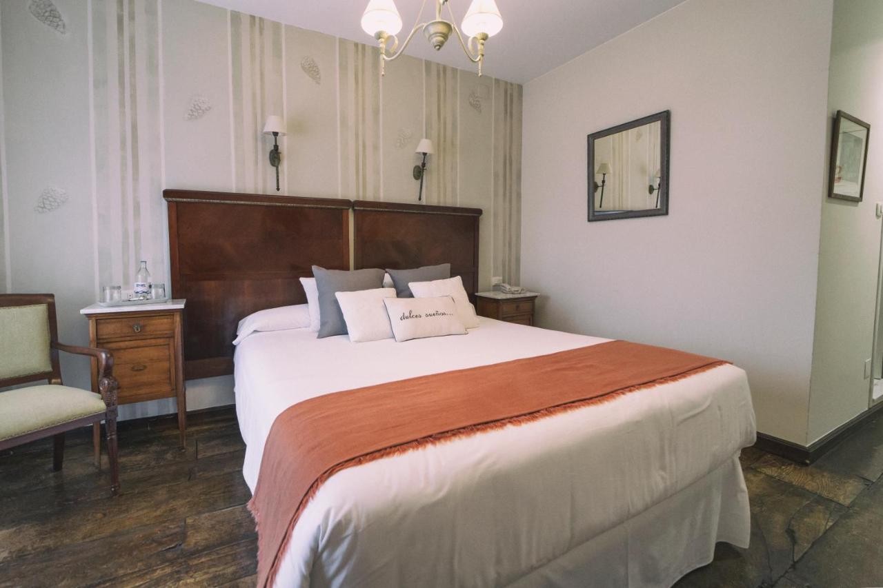 La Casona De Amandi Hotel Villaviciosa  Eksteriør billede
