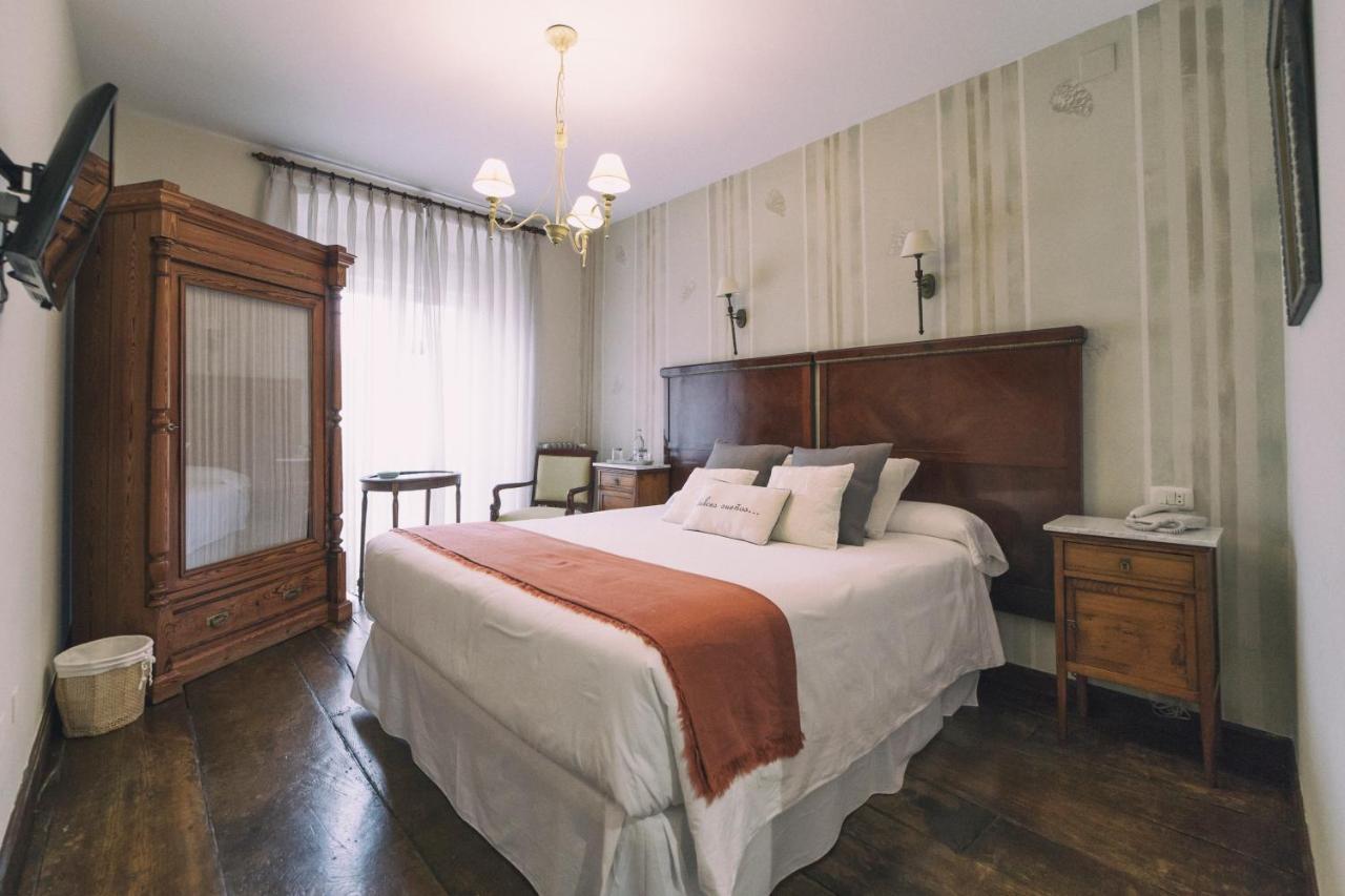 La Casona De Amandi Hotel Villaviciosa  Eksteriør billede